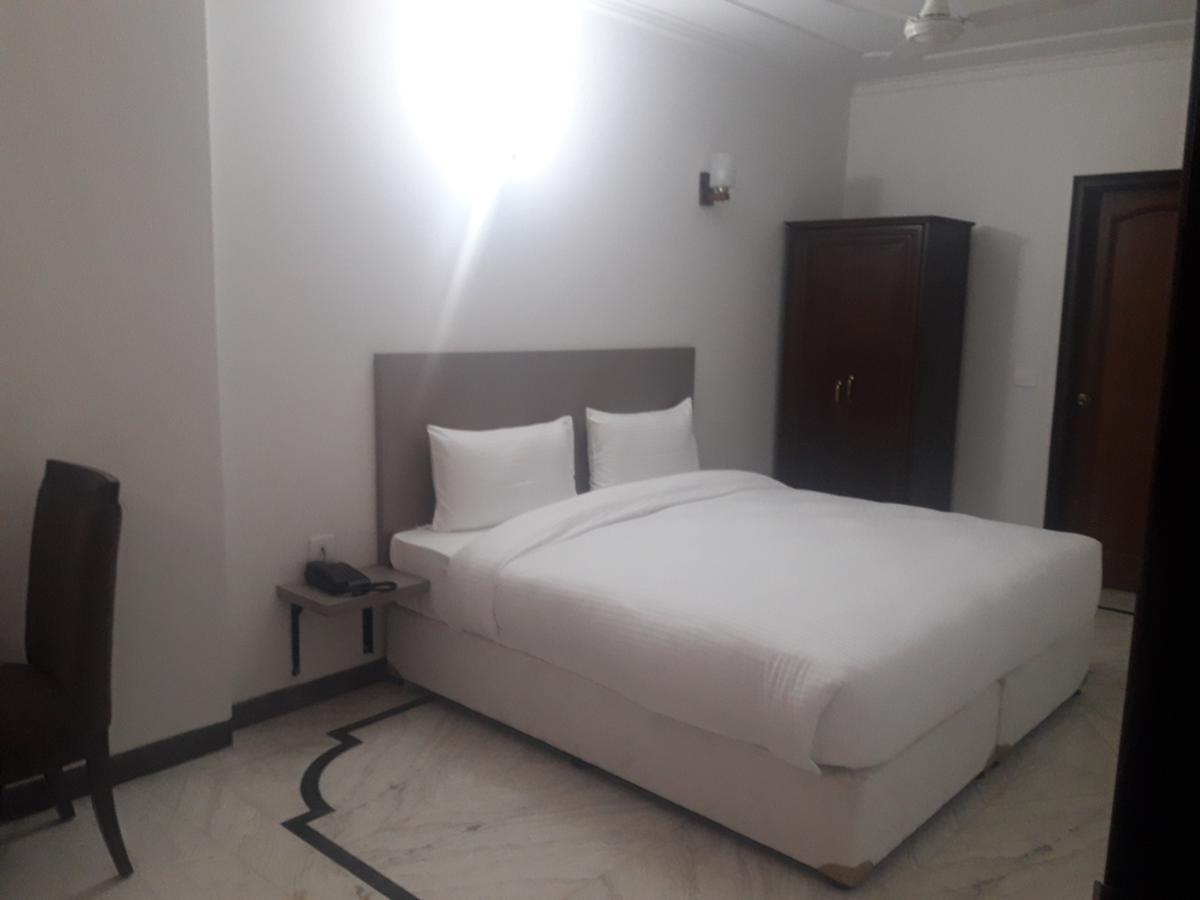 Lords Inn New Delhi Exterior photo